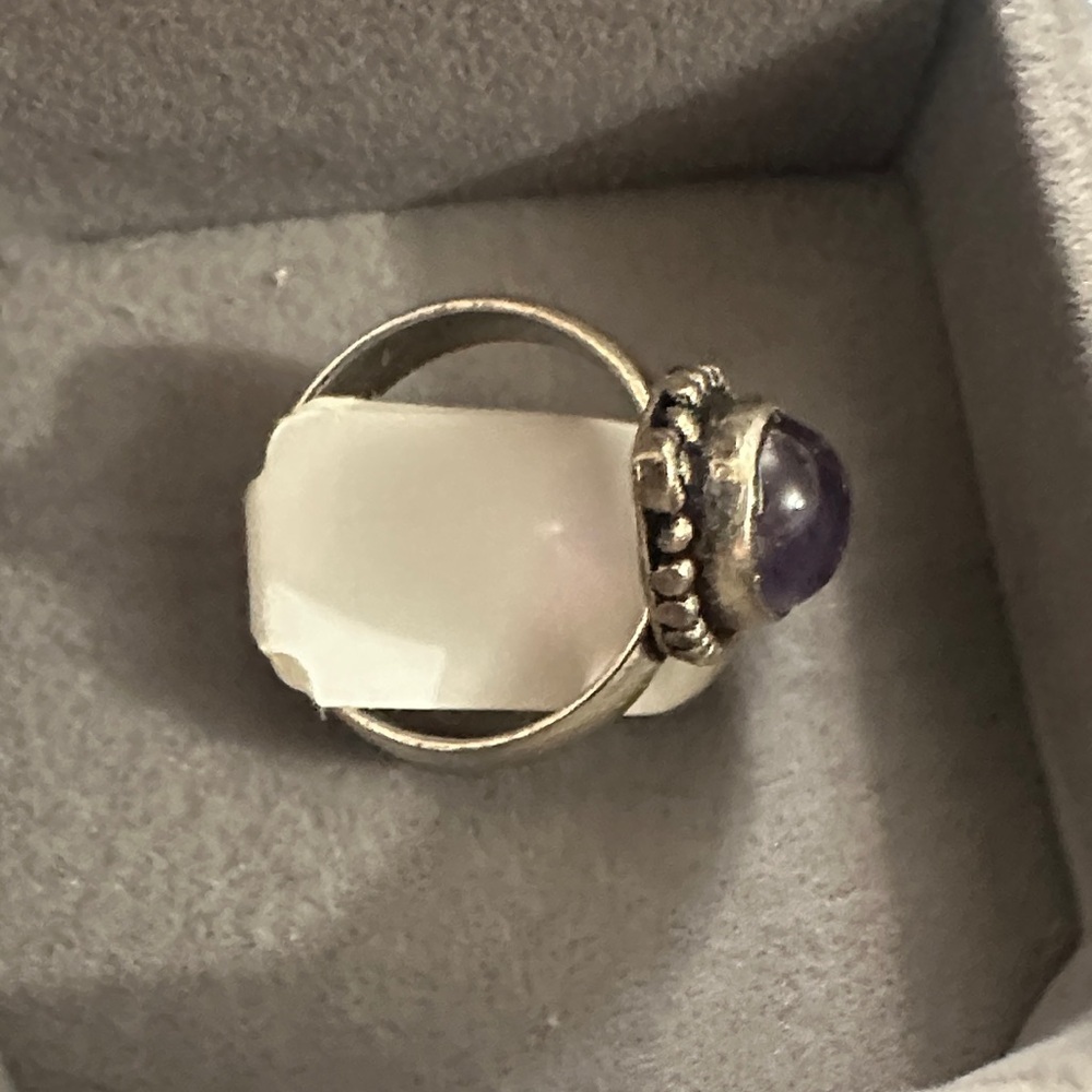 Sterling Silver Amethyst Oval Ring - Purple Gemstone Size 5 - Picture 5 of 5